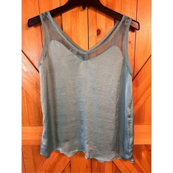 Maurices Sleeveless Satin Blouse v neck size S Nwt (3982) - Picture 1 of 5